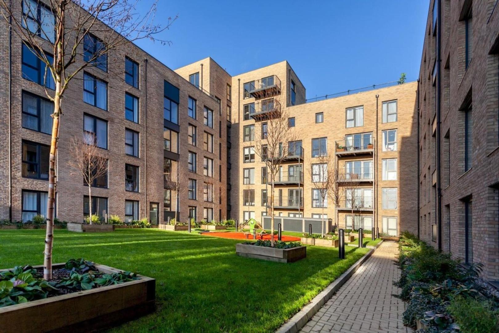 Classy Cricklewood Home London Exterior photo